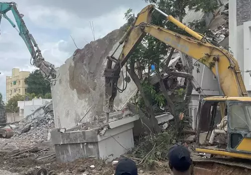 hydra demolithed   illegal structures