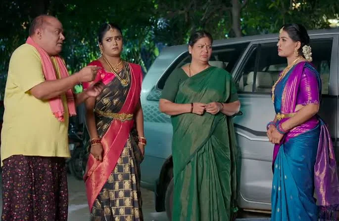Illu Illalu pillalu : నర్మద ప్లాన్ .. మండపంలో సర్ ప్రైజ్ ఇచ్చిన ప్రేమ!