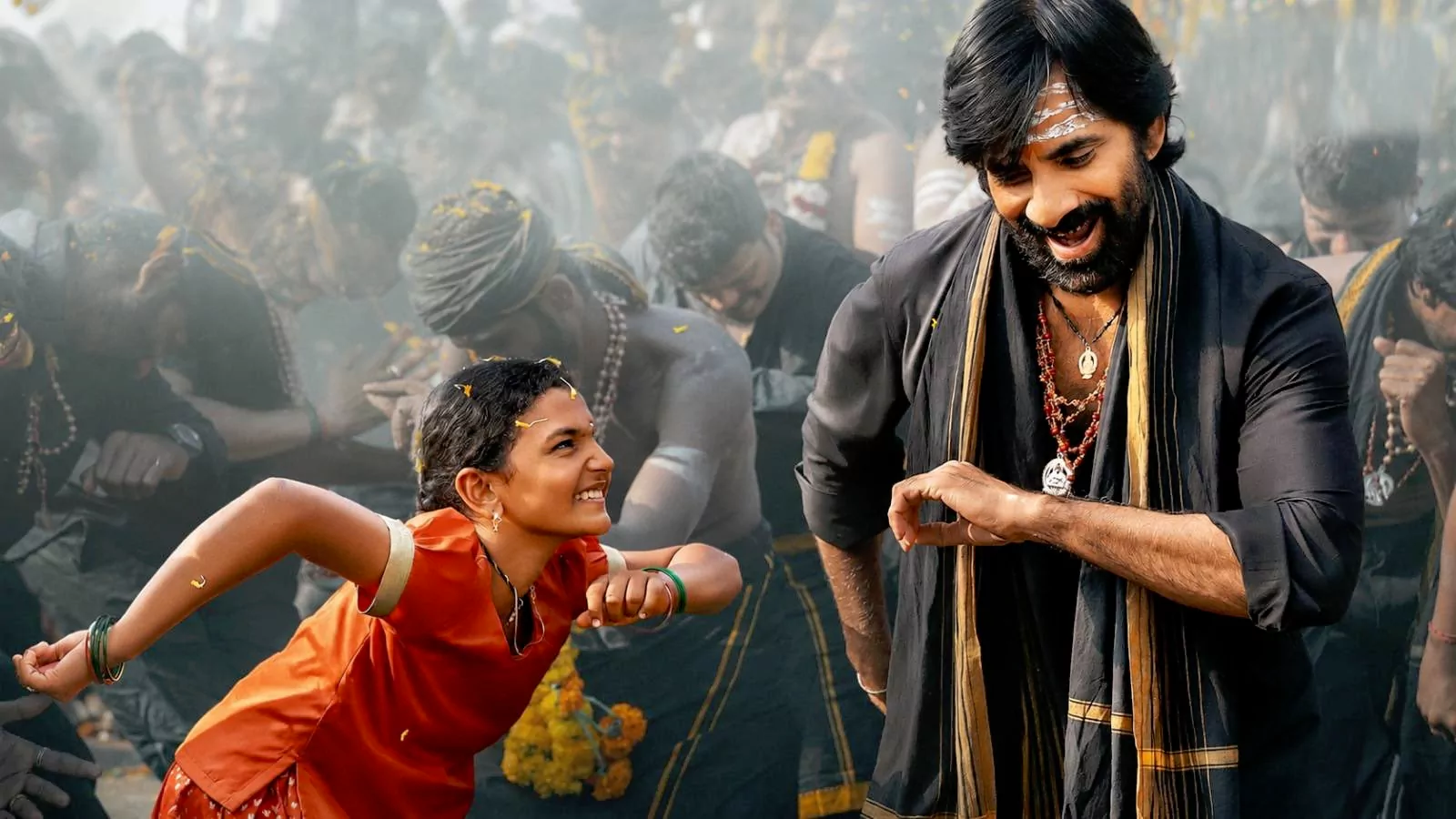 నాలుగో వారంలోనూ తగ్గని 'ఇరుముడి' హవా.. రవితేజ ఖాతాలో అరుదైన రికార్డులు.!