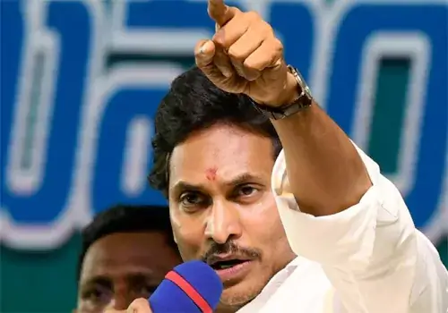 jagan comments on sister saree