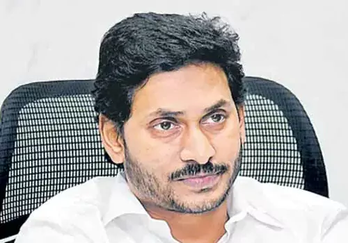 శ్రతిమించిన జగన్ విమర్శలు.. చంద్రబాబుపై అనుచిత వ్యాఖ్యలు