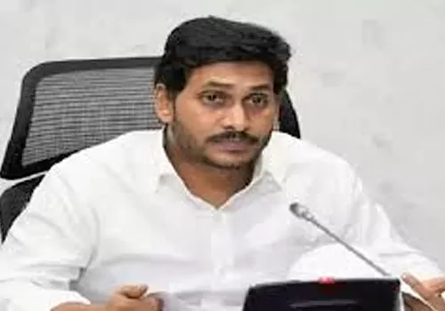 jagan helicopter turns back