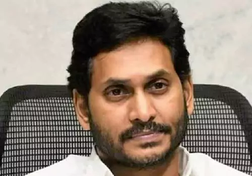 jagan tours depend on public mobilization