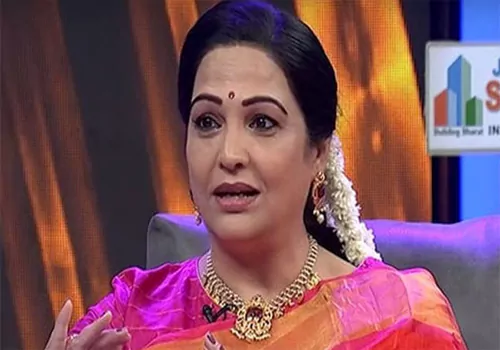 నటి జయలలిత అలా కావడానికి కారణం ఏంటో తెలుసా?