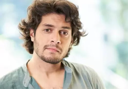 హిందువులకి భయపడి రిలీజ్ చేస్తున్నారా.. అమీర్ ఖాన్ కొడుక్కి నయనతార గతే 