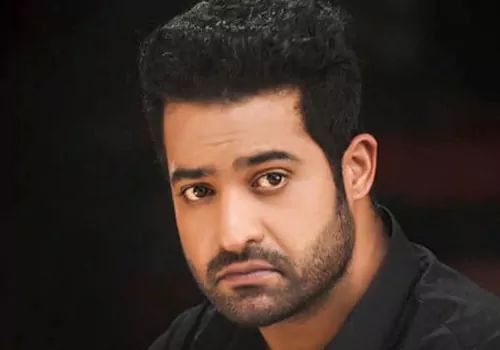 juniour facing criticism from every corner