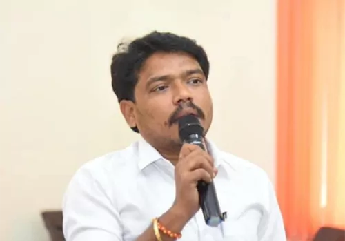 paka suresh elected unanimous as kadapa mayor