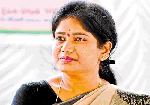 దేవాదాయ, ధర్మాదాయ శాఖ  అసిస్టెంట్ కమిషనర్ శాంతి నివాసాలలో ఏసీబీ సోదాలు