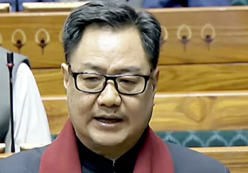  ఎంతసేపైనా చర్చిద్దాం.. మహిళా రిజర్వేషన్లు, డీలిమిటేషన్ బిల్లులపై కేంద్రం