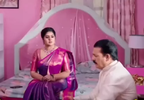 శ్రీనివాస్ అడిగే ప్రశ్నలకు షాకైన భవాని!