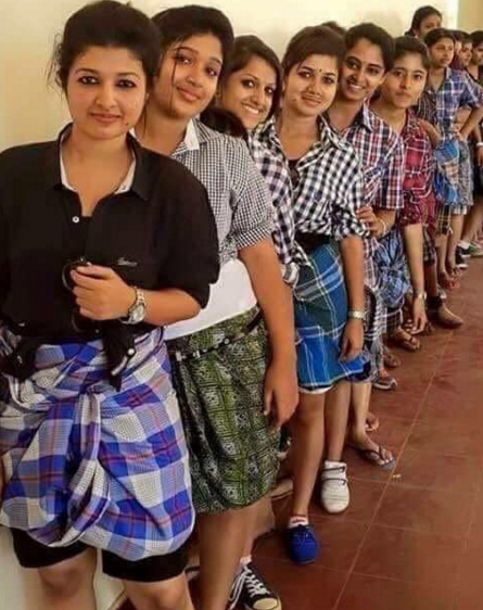 kerala girls lungis