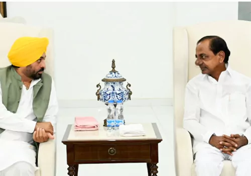 punjab cm meets kcr
