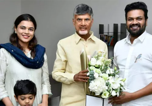 manchu manoj meet babu with family