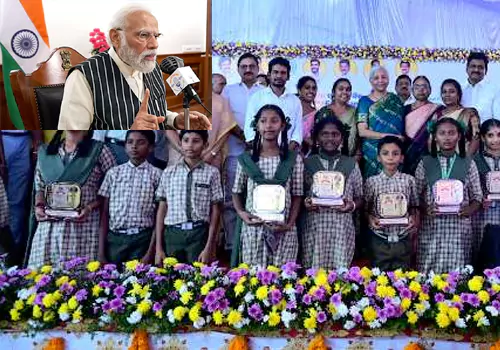 pradhana mantri narendra modi