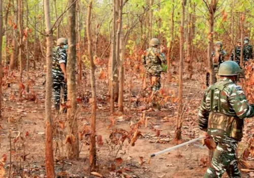 two key maoists surrender