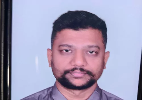   అమెరికా దాడిలో  విశాఖ వాసి, మెరైన్ చీఫ్ ఇంజినీర్ సురేష్ పట్నాల మృతి