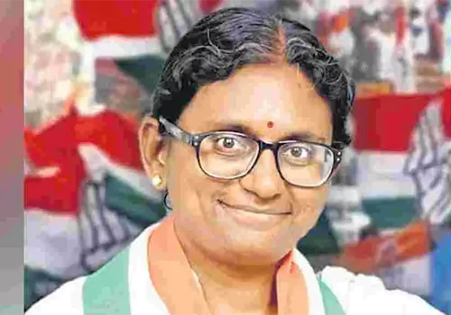 congress telangana affairs incharge meenakshi natarajan different to congress culture