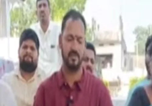 మంత్రులకు వ్యక్తిగత సహాయకులతో తలనొప్పులు!