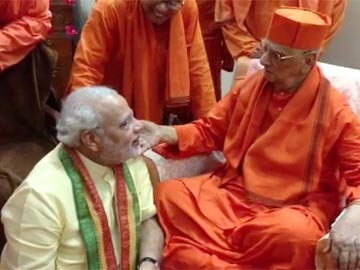 ramakrishna mission chief