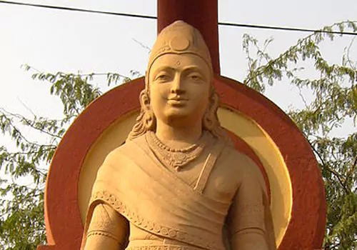 మౌర్య రాజనీతి, సామ్రాజ్యం, మరియు స్మృతి: చాణక్యుడు, చంద్రగుప్తుడు, అశోకుడు మరియు భారతదేశ భావన