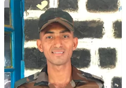 ap jawan murali naik killed in pak firing