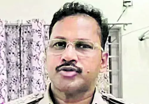 సిట్ అధికారులు వేధిస్తున్నారు.. లాయర్ సమక్షంలో విచారణ.. కోర్టుకు సీఐ నాగరాజు లేఖ.!