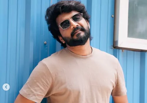 నిఖిల్ పోస్ట్ ..కావ్య గురించేనా ?
