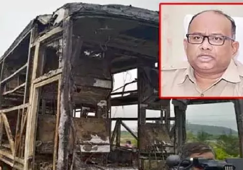 Outdated bus WITH manufacturing defects too