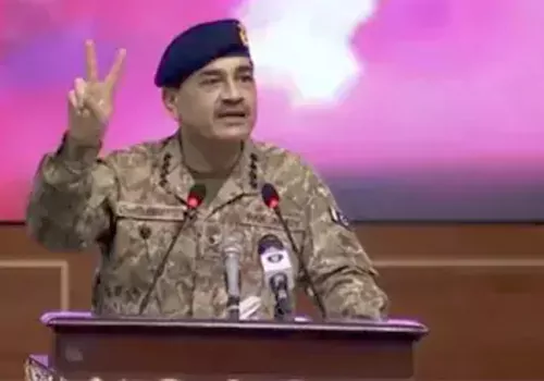 pakisthan army chief muneer chief guest to america army day
