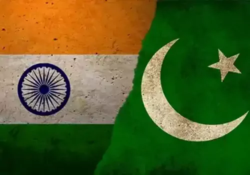 pakisthan in deep financial crisis