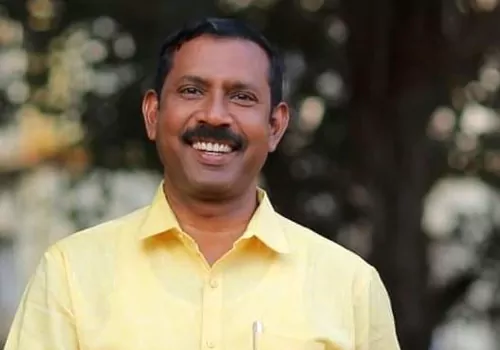 lokesh serious on palla srinivasarao