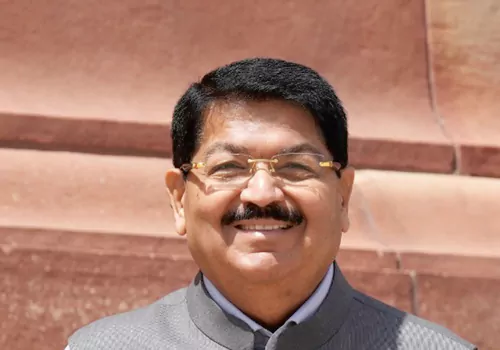 కాంగ్రెస్ అభ్యంతరాలు బేఖాతర్.. పరిమళ్ నత్వానీ నామినేషన్‌ ఆమోదం!