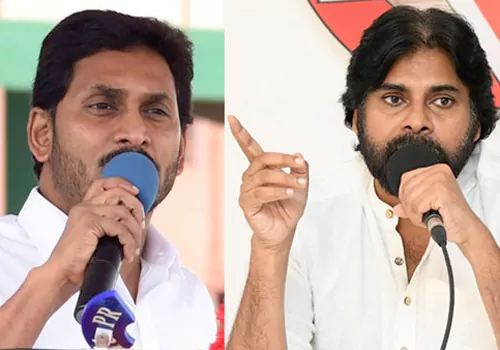 jagan in deep trouble after pawan delhi tour