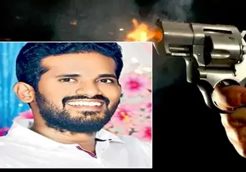 కత్తులతో తిరగబడ్డారు.. పోలీసుల కాల్పులు జరిపారు