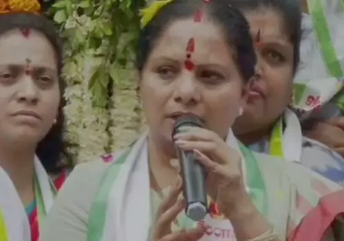 kalvakintla kavith public apology to the families of the martyrs