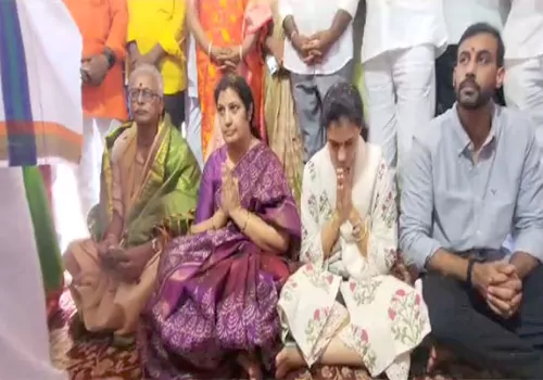 purandeswari perfors special pooja in dwaraka