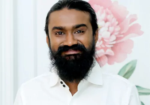 Rahul ramakrishna will enter into movie direction
