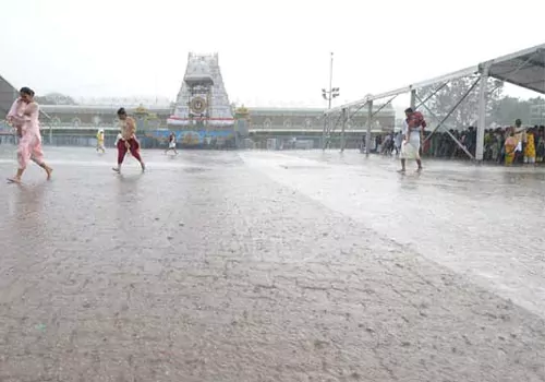 heavy rain in tirumala