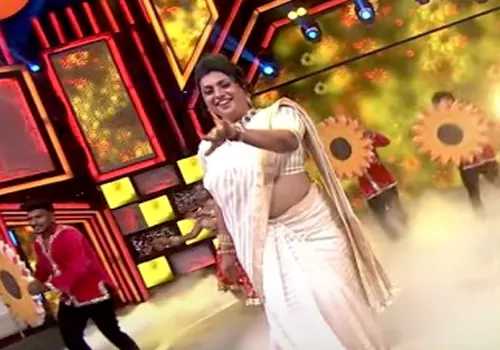 roja re entry to small screen