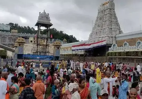  devotees rush continue in tirumala