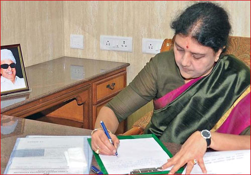 Sasikala Chief Minister