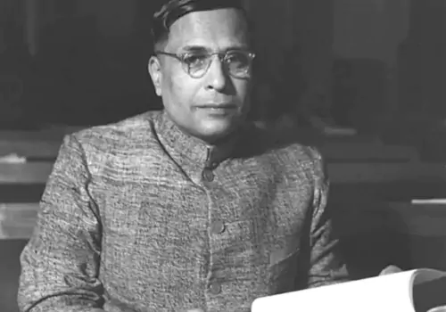 fo you know who presented ist budget in indipendent india