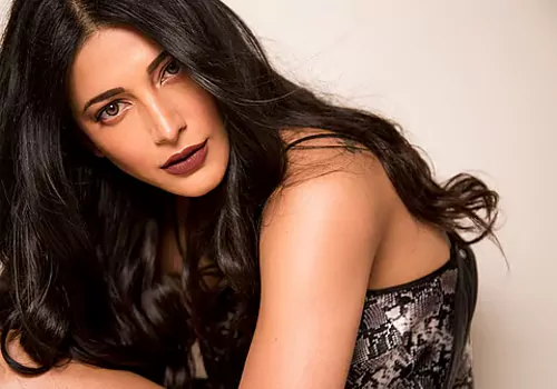 shruti haasan about kamal haasan and sarika divorce