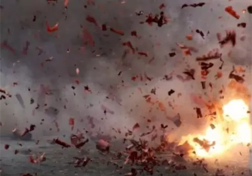 blast in crackers factory five dead