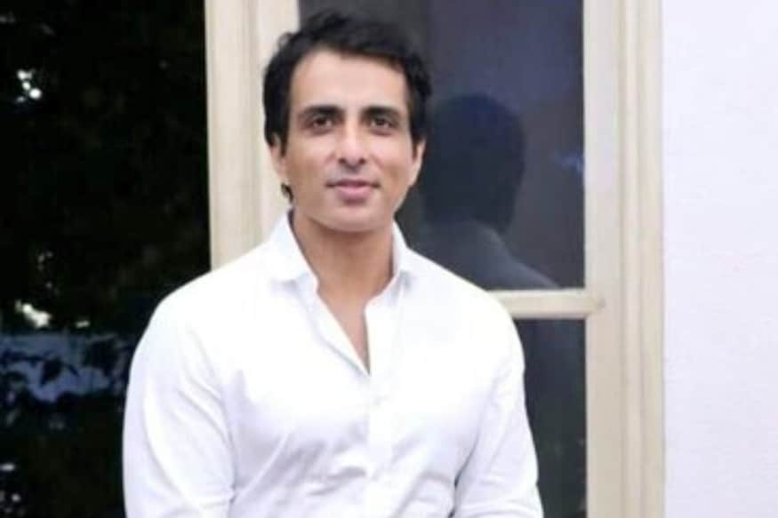 sonu sood save 22 lifes in Bangalore hospital
