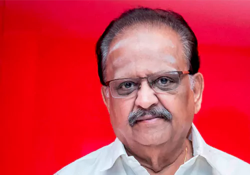 గాన గంధర్వుడికి ప్రాంతీయత అంటగడతారా? 