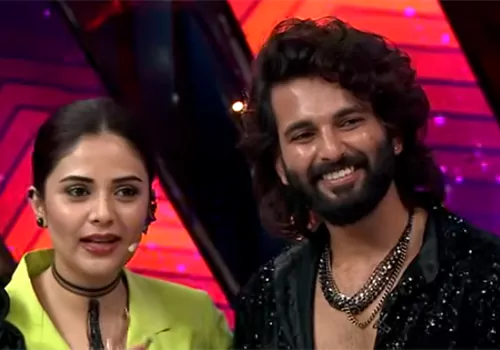 పృద్వి - విష్ణు మధ్యకు శ్రీముఖి...మేమిద్దరి పార్టీకి వెళ్తే ఓకేనా