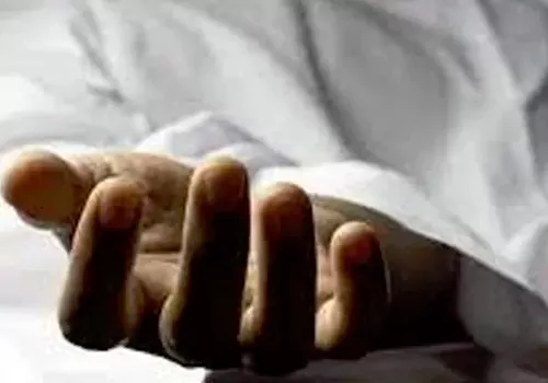 ఇన్ స్టా గ్రామ్ వేధింపులు..  టెన్త్ విద్యార్థిని ఆత్మహత్య