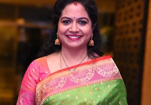 Singer Sunitha slams the Pregnancy Rumours