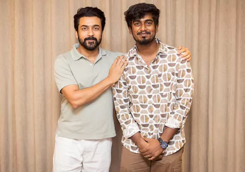  suriya praises tourist family meets director